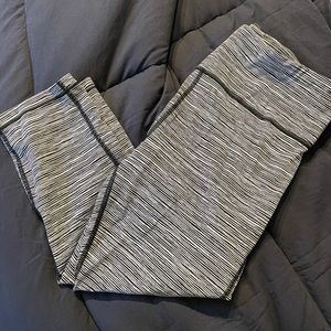 Athleta cropped leggings
